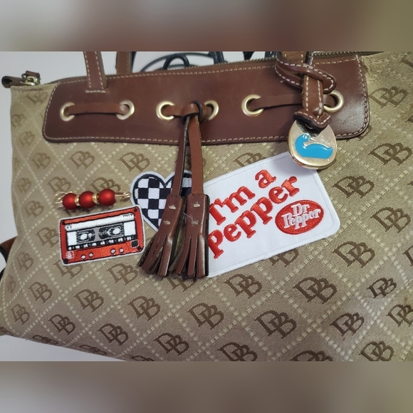 Dooney & Bourke- Vintage Monogram Shoulder Bag with Custom Dr Pepper Patchwork - Picture 3 of 7